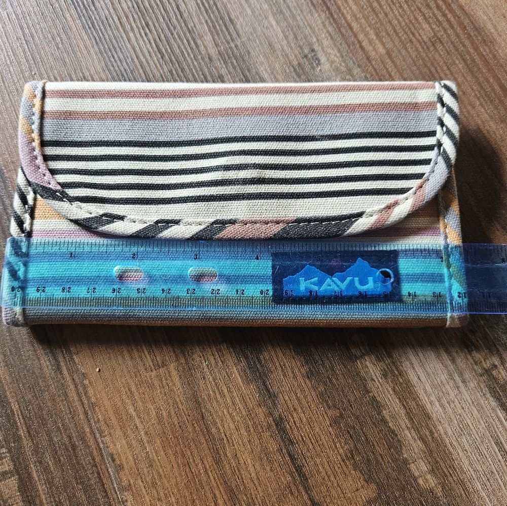 KAVU Big Spender Tri-fold Wallet Clutch DOSEWALLIPS #27 - Picture 2 of 5